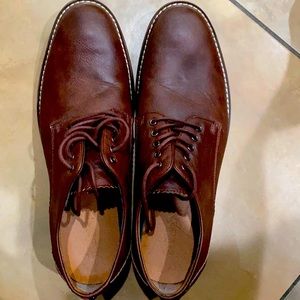 Guess Dress Shoes! Size: 10 1/2